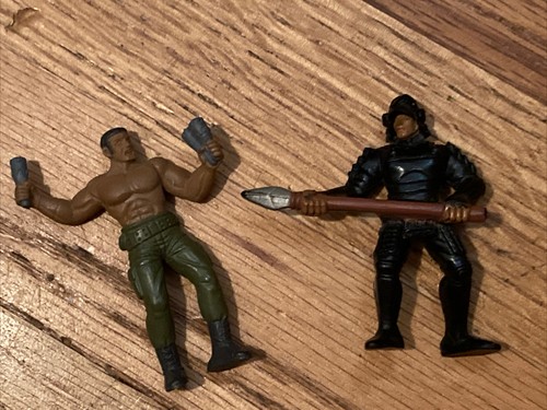 1986 Mattel G.u.t.s 2 pack de 2 combattants de la jungle ninja samouraï tripes à main cool - Photo 1 sur 2