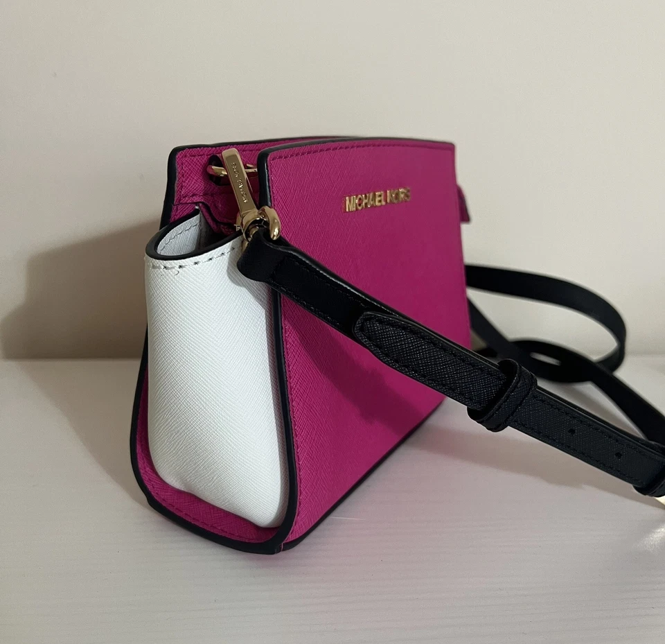 Mensajero Michael Kors Mini Selma Colorblock en blanco frambuesa/óptico Foto 2 de 4