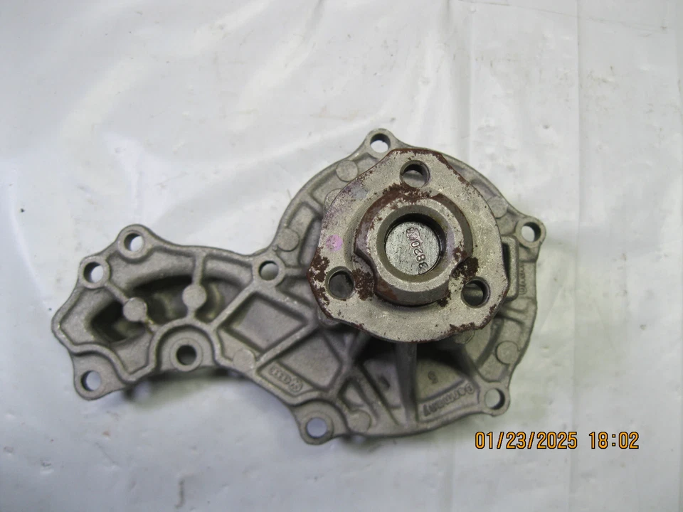 Engine Water Pump Cardone 57-1267 Reman - Imagem 3 de 4