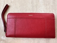 NWT Fossil RFID Jori Zip Around Wallet Clutch Wristlet Medium Red RARE FIND