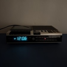 GE 7-4956B Vintage FM/AM Clock Radio Cassette...