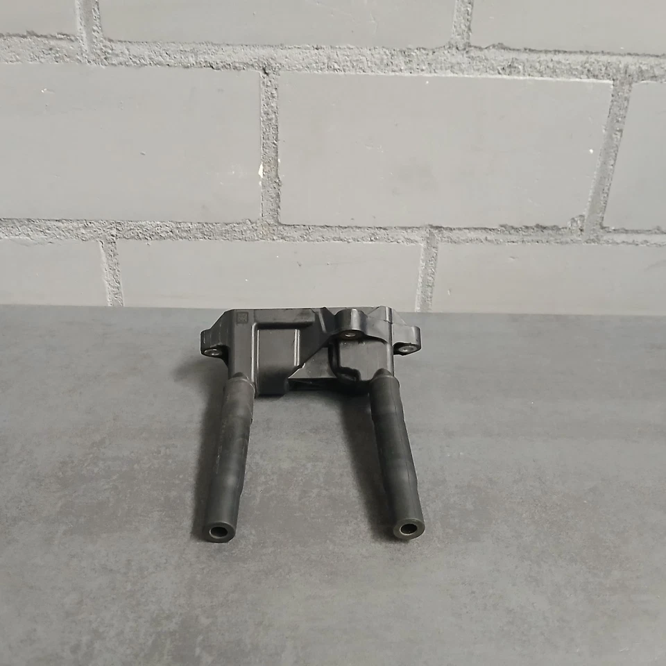 Zündspule Mercedes-Benz C63s Amg V6 V8 4.0 A1779069500 - Bild 2 von 4