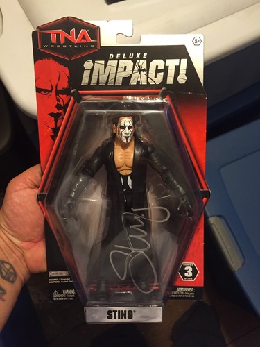 AUTOGRAPHED IMPACT STING FIGURE - Picture 2 of 3