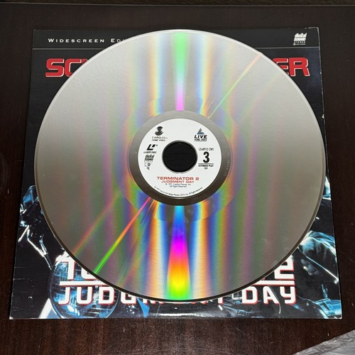 Terminator 2 Judgement Day Laserdisc Widescreen Digital (1992) 2-Disc - Picture 9 of 11