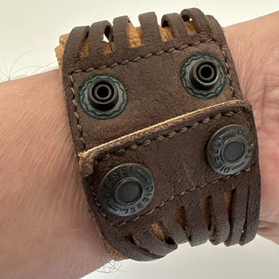 PULSERA DIESEL MODA HOMBRE Cuero Marrón 2 Tonos Foto 2 de 4