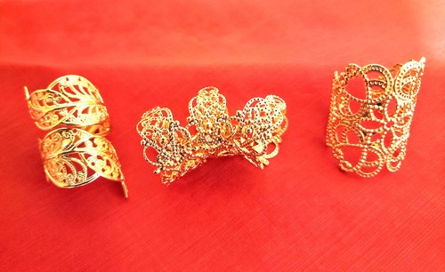 WOMENS adjustable gold tone RINGS x 4 - Picture 4 of 5