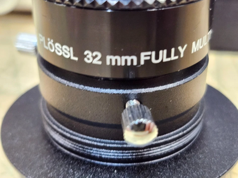 Kit de ocular y filtro Celestron con estuche de aluminio Foto 4 de 4