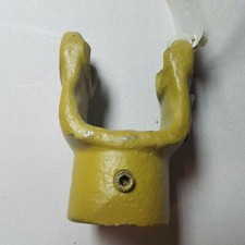 800-8310 - Yoke 1-1/4" Round w/ 1/4" Keyway Weasler US