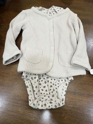 Toddler Babu Girls 18 Month Carters Sweater And Bodysuit NWT 