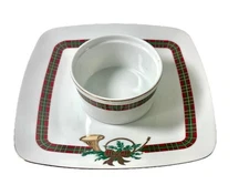 George’s Briard The Hunt Single Piece Attached Chip And Dip Plate 9 1/2 In EUC