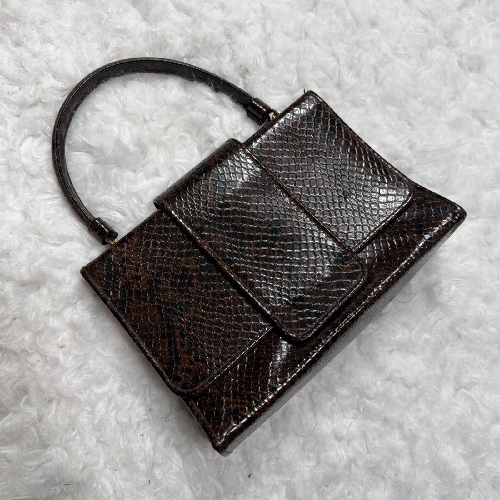 Cartera de cuero de piel de serpiente vintage de los 80 con asa de transporte compartimento triple plegable