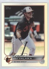 2022 Topps Series 2 Rainbow Foil Pat Valaika #575 0rf