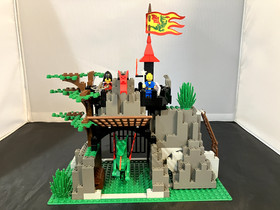 LEGO Castle: Dragon Knights: Dark Dragon's Den (Set 6076) - 99% COMPLETE