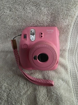 Fujifilm Instax Mini 9 Camera- Pink