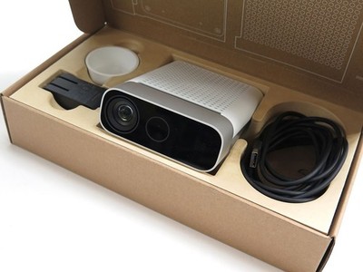 Microsoft Azure Kinect DK Developer kit Camera AI sensors SDKs mixed reality
