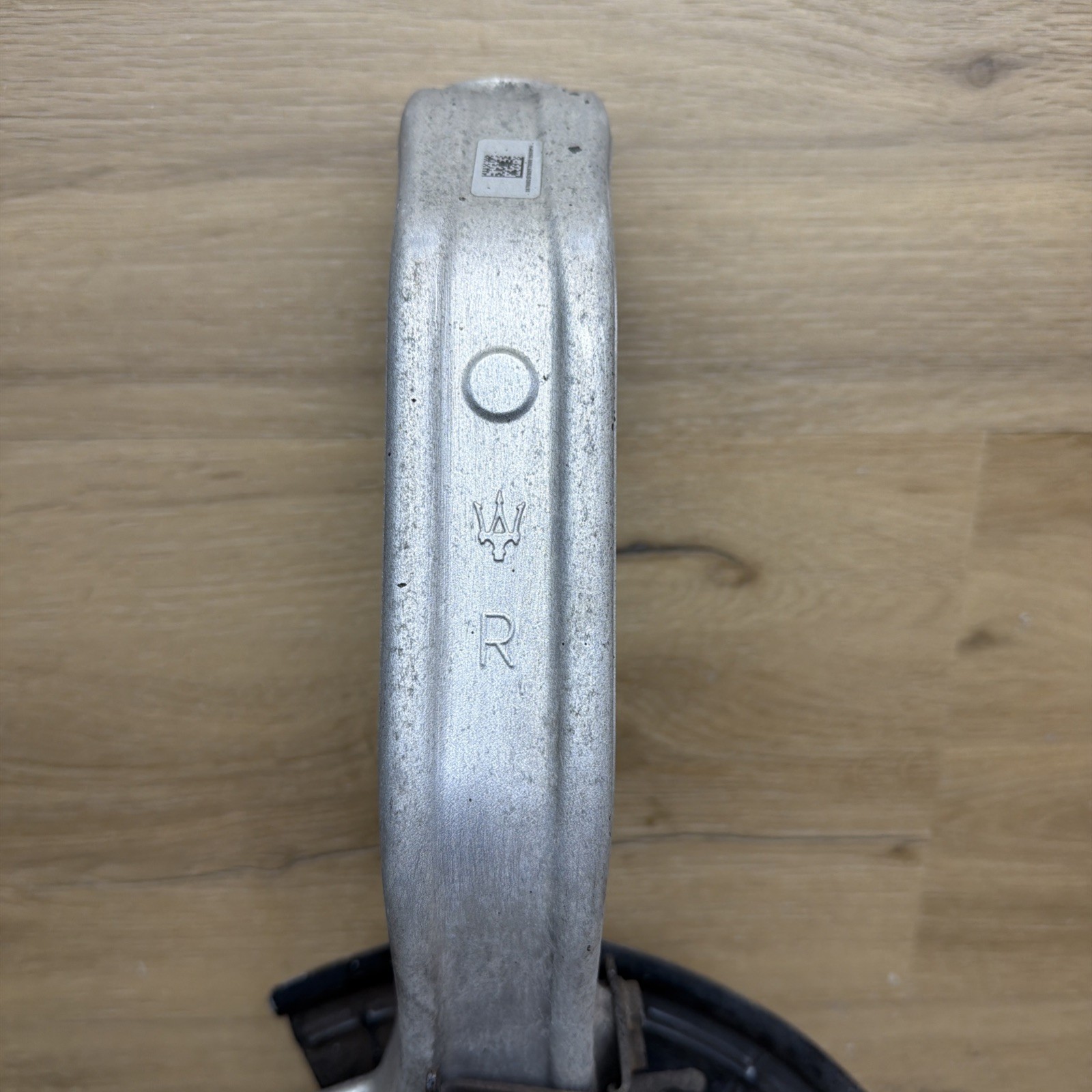 🟢2014-24Maserati Ghibli AWD Front Right Passenger Side Spindle Knuckle Hub Oem