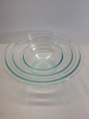 pyrex set of 3 mixing bowls 322, 325,326 clear glass nesting bowls made in USA