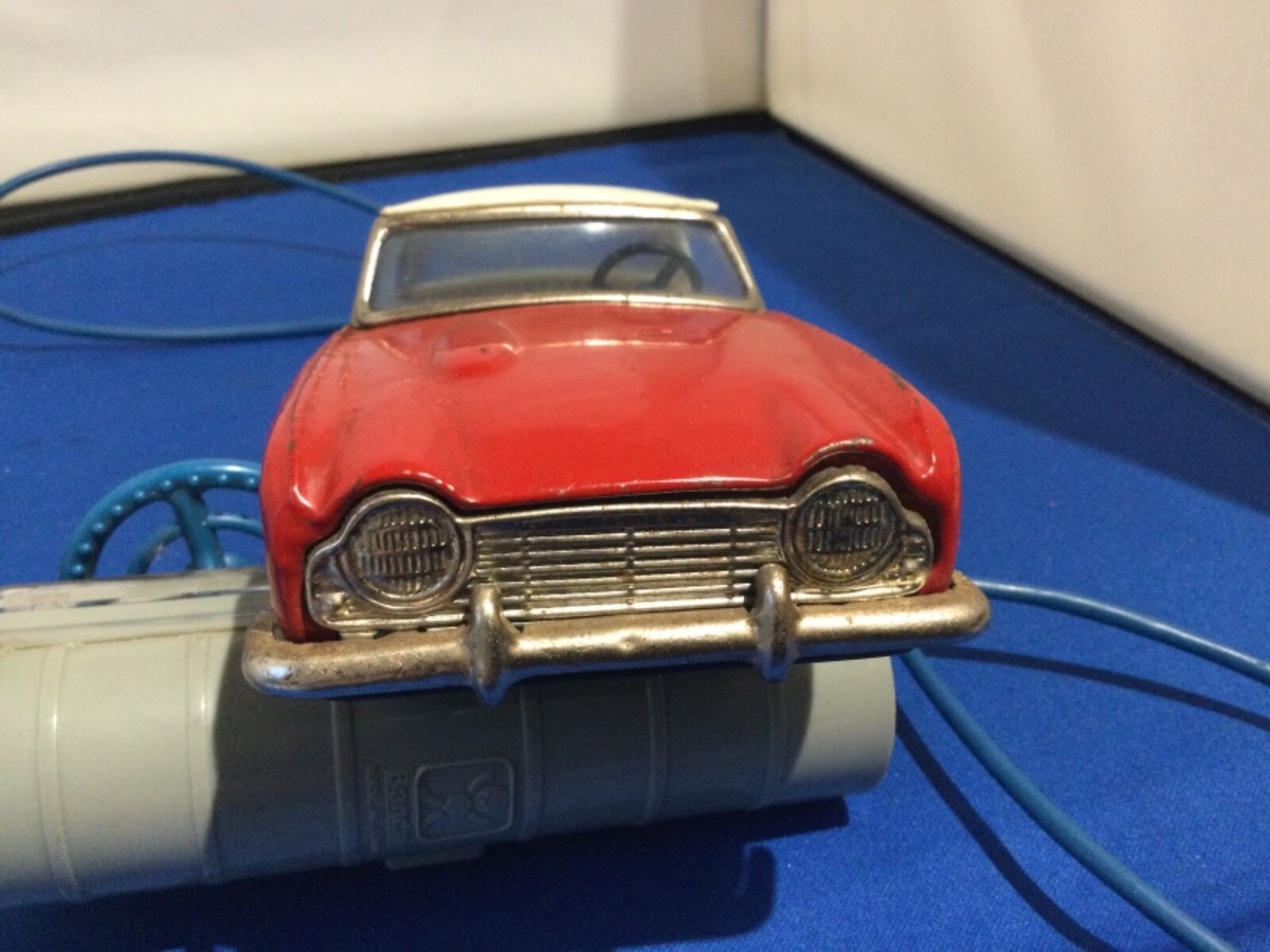 TRIUMPH TR4 - VINTAGE TINPLATE MODEL by BANDAI - VERY RARE