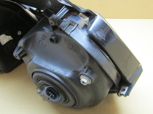 Derbi GPR 125 2010 3,529 miles headlight assembly & trim panel (6851) - Picture 9 of 12