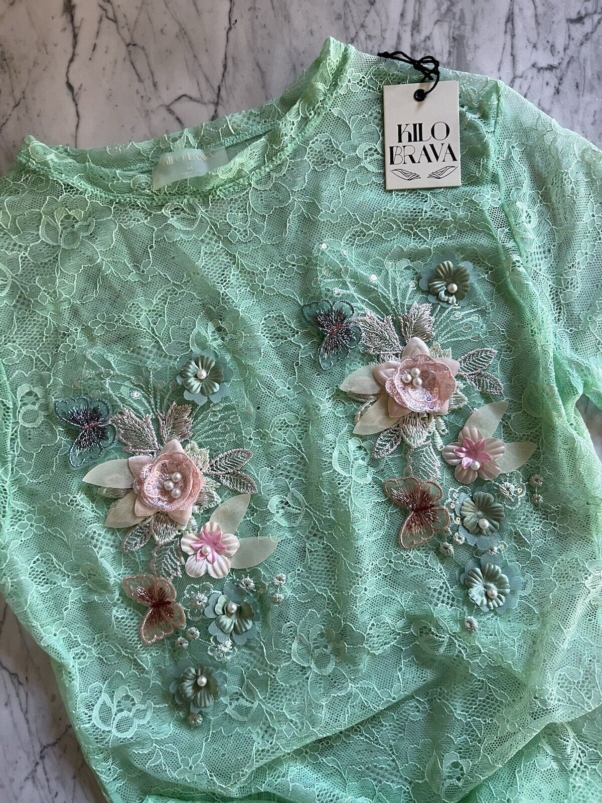 Foto 6 di 9