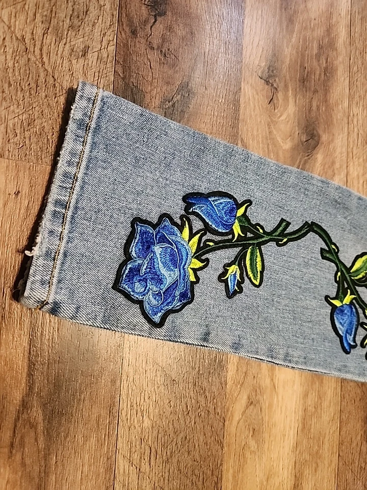 Vaqueros History Repeats Edición Limitada Mujer Talla 38 US 26 Bordados  Foto 3 de 4