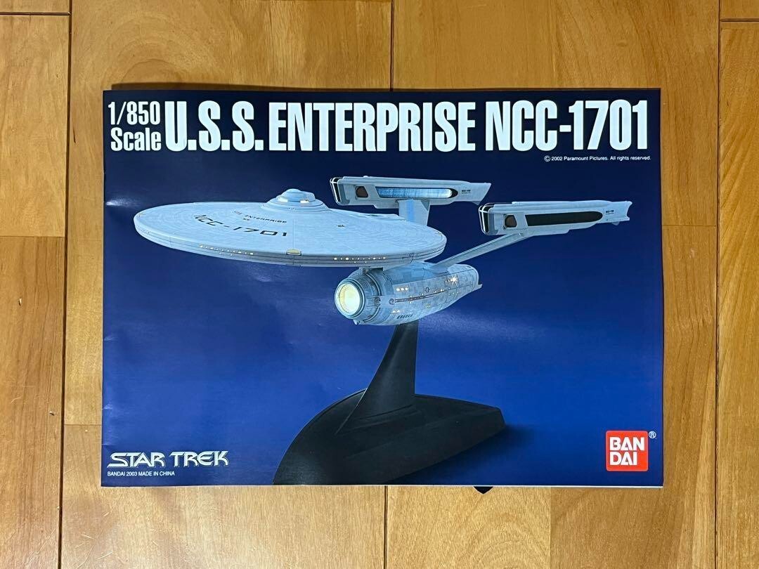 Star Trek 1/850 U.S.S. ENTERPRISE NCC-1701 Plastic Model Kit