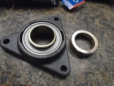 INA 3 BOLTS 50mm BORE FLANGE MOUNTED UNIT BEARING WITH LOCK COLLAR A112