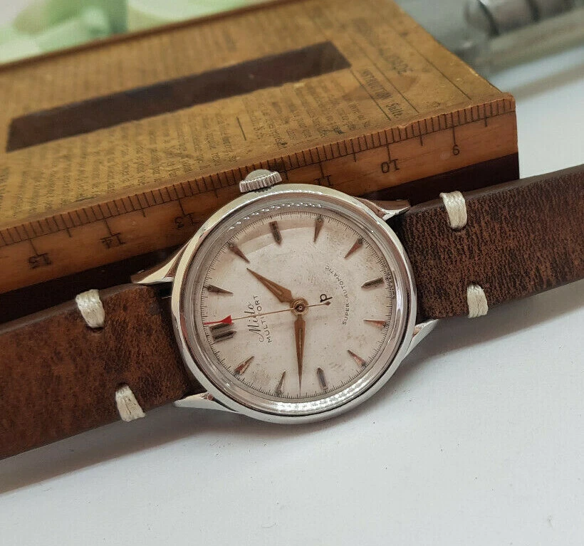 RELOJ PARA HOMBRE VINTAGE MIDO MULTIFORD ESFERA PLATEADA CUERDA MANUAL Foto 3 de 4