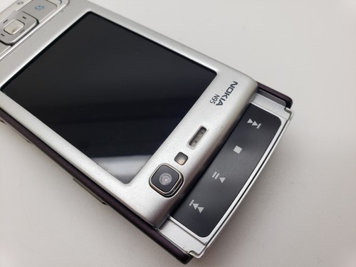Great Condition (Vodafone/Lebara/Asda) Nokia N95 Plum Mobile Slider Phone 3POST - Picture 10 of 14