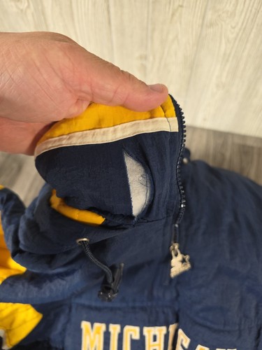 Vintage Starter Jacket Adult Size L Large University of Michigan Wolverines READ - Picture 12 of 21