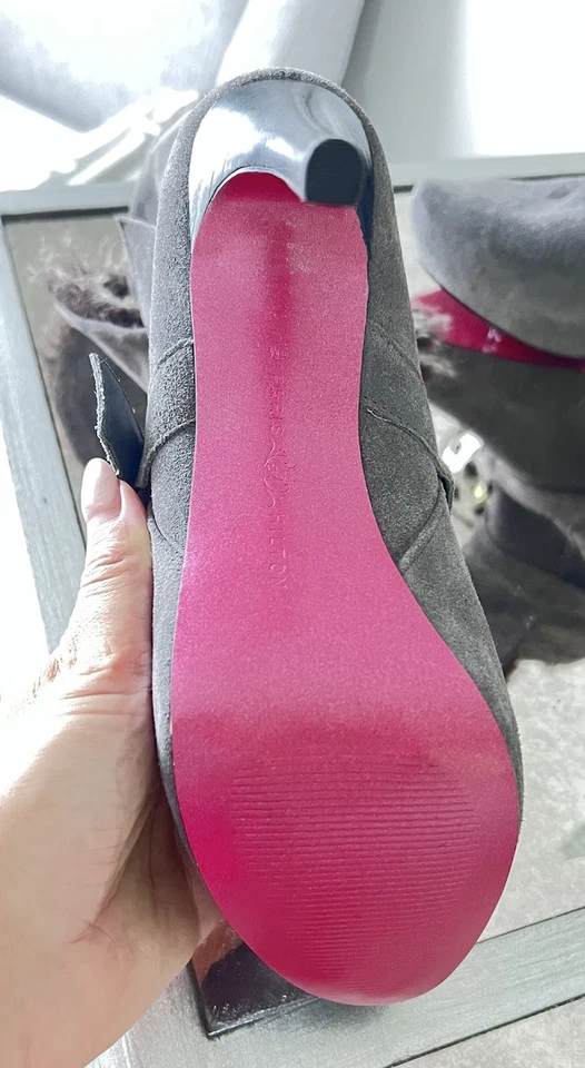 Paris Hilton Gray Suede Fur-Lined Stiletto Boots (Size 9) - Image 2 of 3