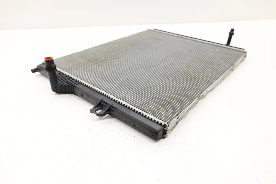 BMW 430I F33 2017-2020 radiador refrigerante del motor OEM 17118741830 Foto 2 de 4