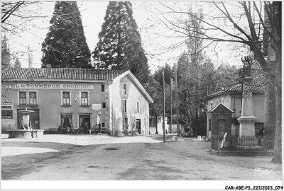 CAR-ABEP3-0237-38 - Thodure - Der Platz und Die Monument Aux Morts