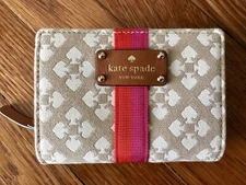 Kate Spade Stevie Wallet - Beige Classic Spade - Canvas