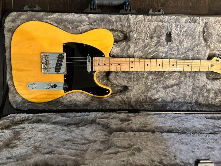 Electric Guitar Fender USA Telecaster American Special Butterscotch Blonde