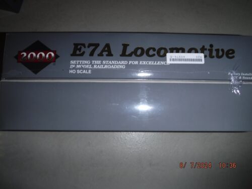 PROTO 2000 HO MILWAUKEE ROAD E7A-A LOCOMOTIVE SET 18A & B YELLOW/GRAY SCHEME NEW - Picture 5 of 8