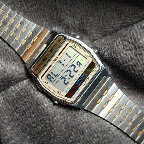 Retro 1987 Timex 65 T Digital LCD Chronograph Wrist Watch - Picture 1 of 9