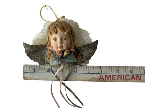 DE COLECCIÓN Adorno de Ángel Niña Pequeña Cabeza Alas Bisque Pintado Encaje Cinta Flores - Imagen 11 de 14