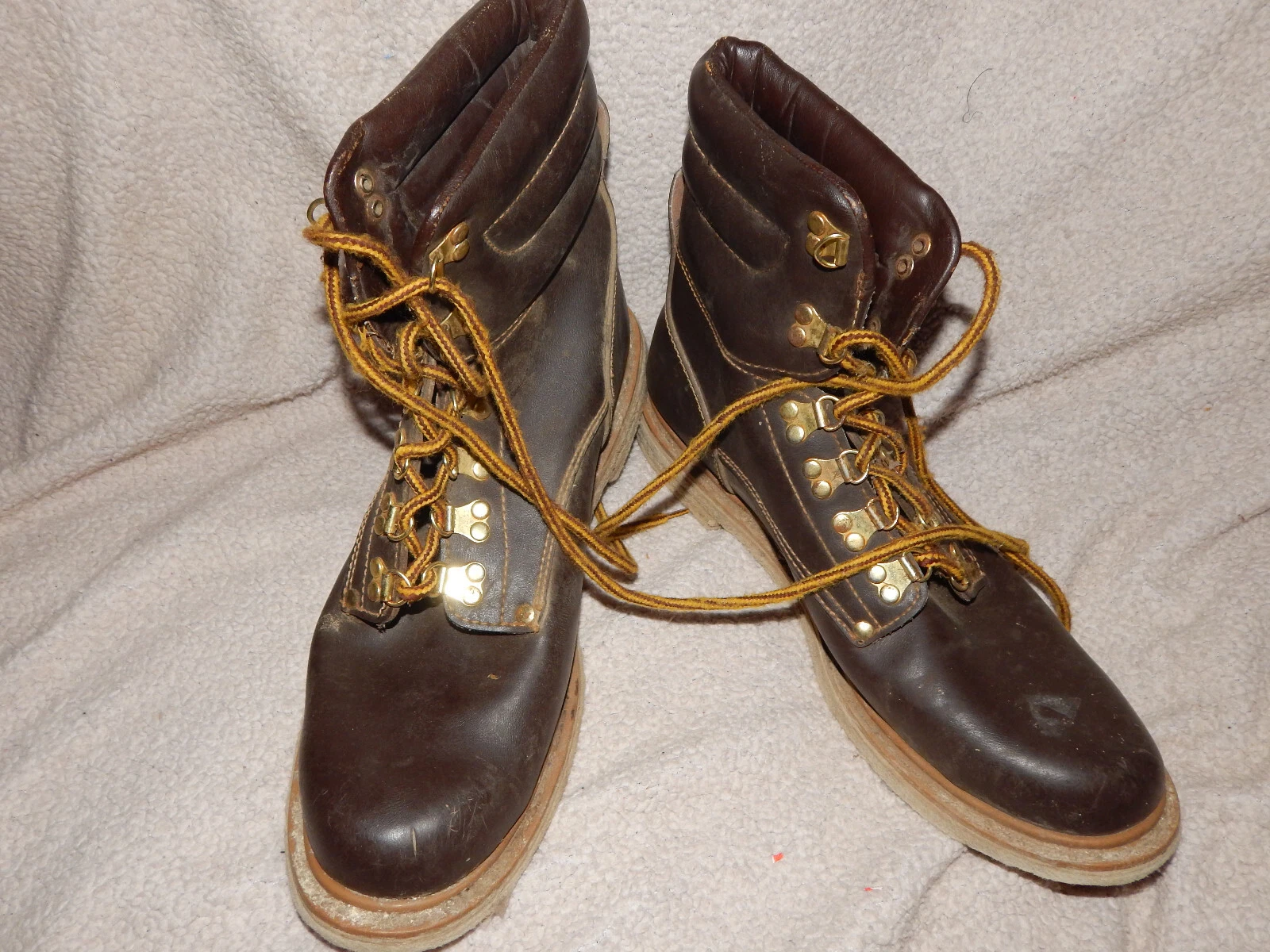 Vintage ORVIS Felt Bottom Brown Leather Fly Fishing Wading Boots Size 12 Lace Up