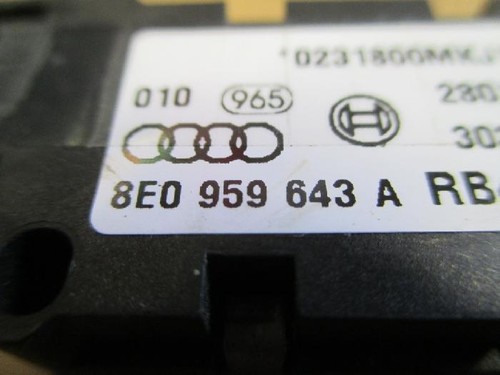 Airbag Crash Sensor Audi A6 4B A4 B6 8E0959643A Beschleunigungssensor BOSCH - 第 3/3 張圖片