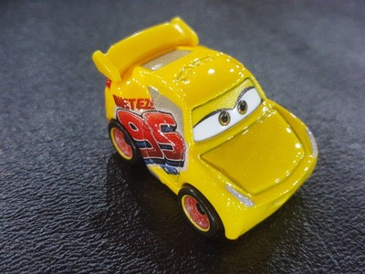 rust eze cruz ramirez diecast