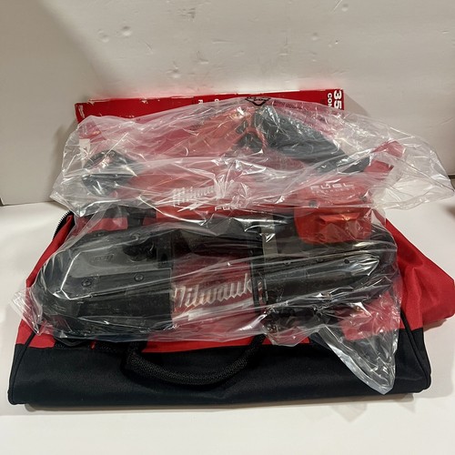 Milwaukee 282920 M18 FUEL Compact Cordless Band Saw With Bag And