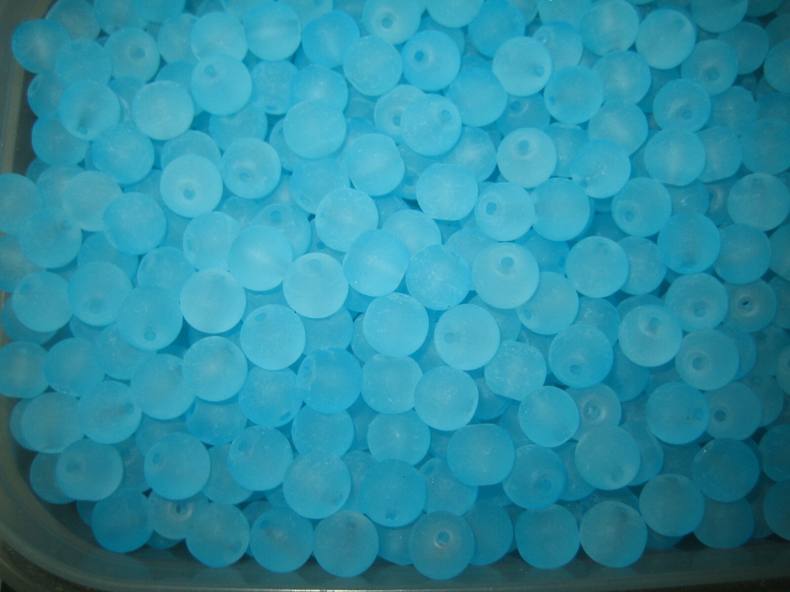 glasperlen-mix-gefrostete-glasperlen-kugeln-70-st-ck-8-mm-hellblau