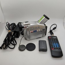 Canon ZR70MC MiniDV Digital Camcorder 22x Optical Zoom Silver w Remote - Tested