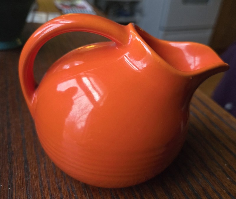 VINTAGE FIESTA HARLEQUIN BALL CREAMER FIESTA RED 4” Tall