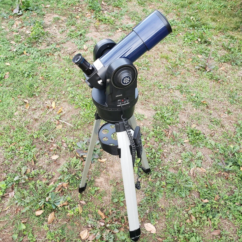 Meade ETX-60 Refractor Telescope With Field Tripod - Image 2 of 4