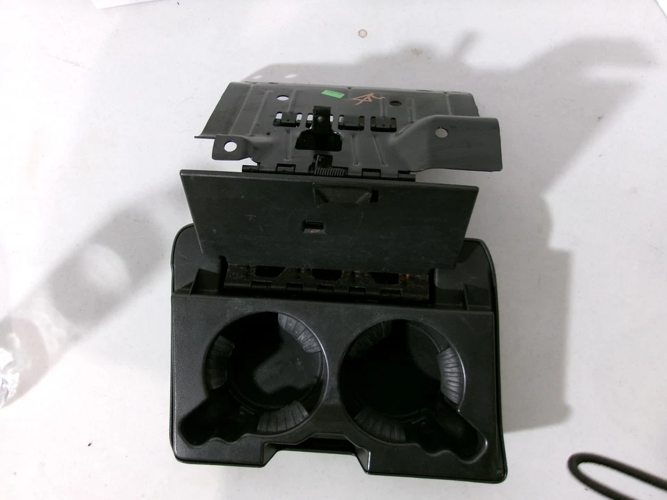 Silverado Suburban Tahoe Sierra 1999-2006 tablero central portavasos extraíble Foto 4 de 4