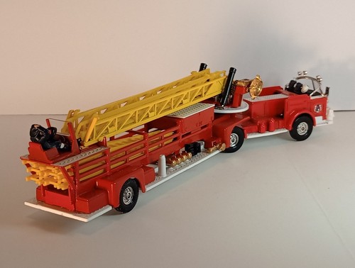 Vtg. 1973 Corgi Major Toys #1143 American La France Aerial Rescue Truck  1:50... - Picture 10 of 24