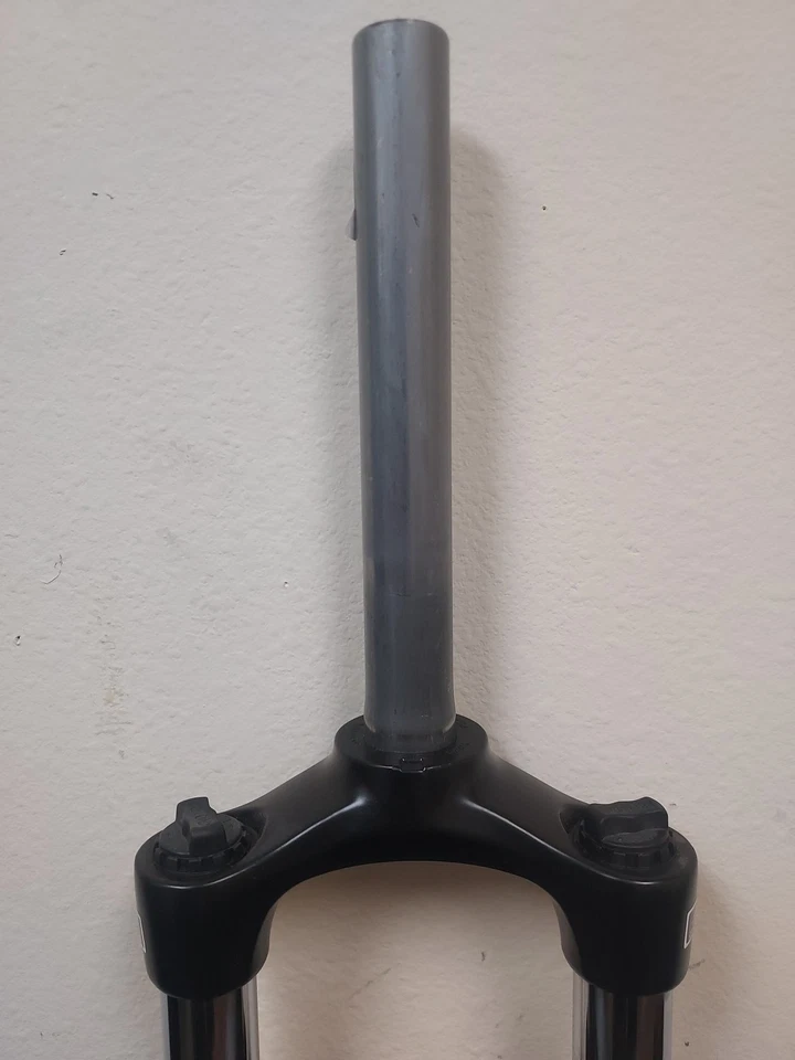 Suntour Xue 30 26in Bicycle Fork 1 1/8 - Image 4 of 4