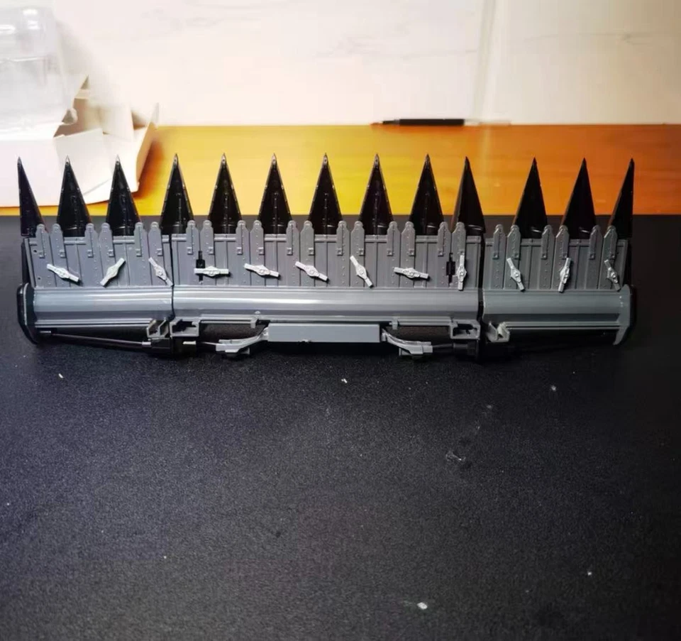 Ros 1/32 Fendt Combine Harvester Corn Knife, Adjustable Front Position - Image 4 of 4